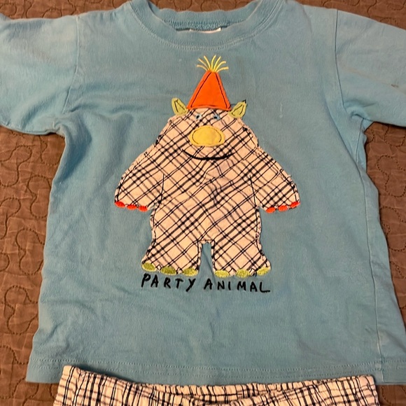Adorable party animal T-shirt, and short set - Picture 2 of 9